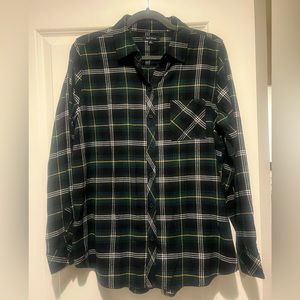 Well Worn Evergreen Plaid Flannel Button Down Sz S